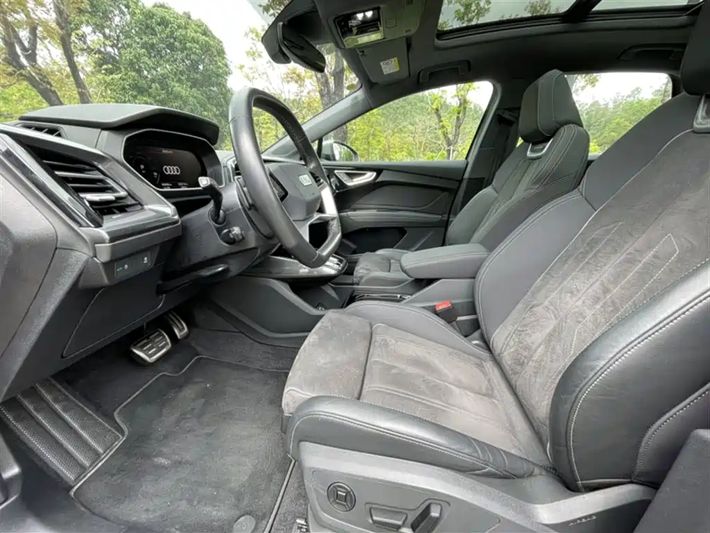 Audi Q4 e-tron 2023 40 e-tron Chuangjing Yaoye Edition купить на сайте DeffCars