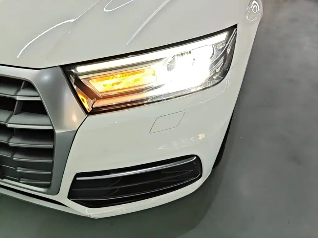 Audi Q5L 2020 40 TFSI Honorable and Enterprising купить на сайте DeffCars
