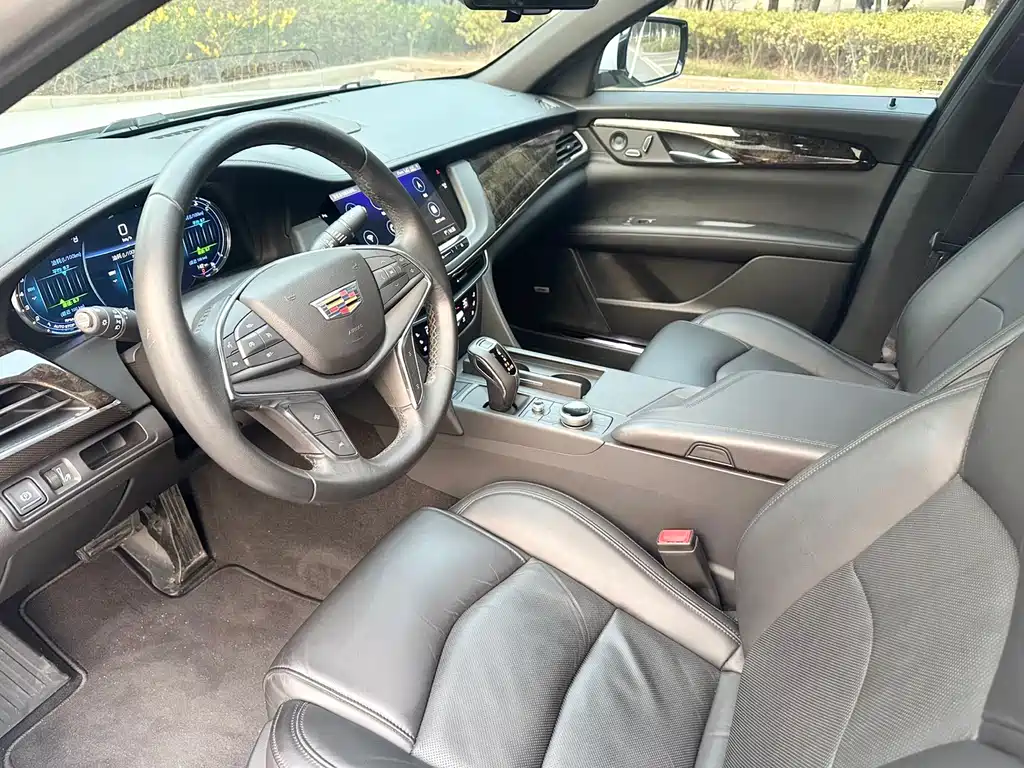 Cadillac CT6 2019 28T luxury model купить на сайте DeffCars
