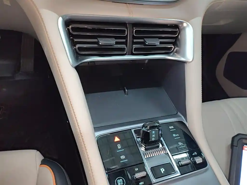 Song PLUS New Energy 2024 Honor Edition DM-i 110km flagship model купить на сайте DeffCars