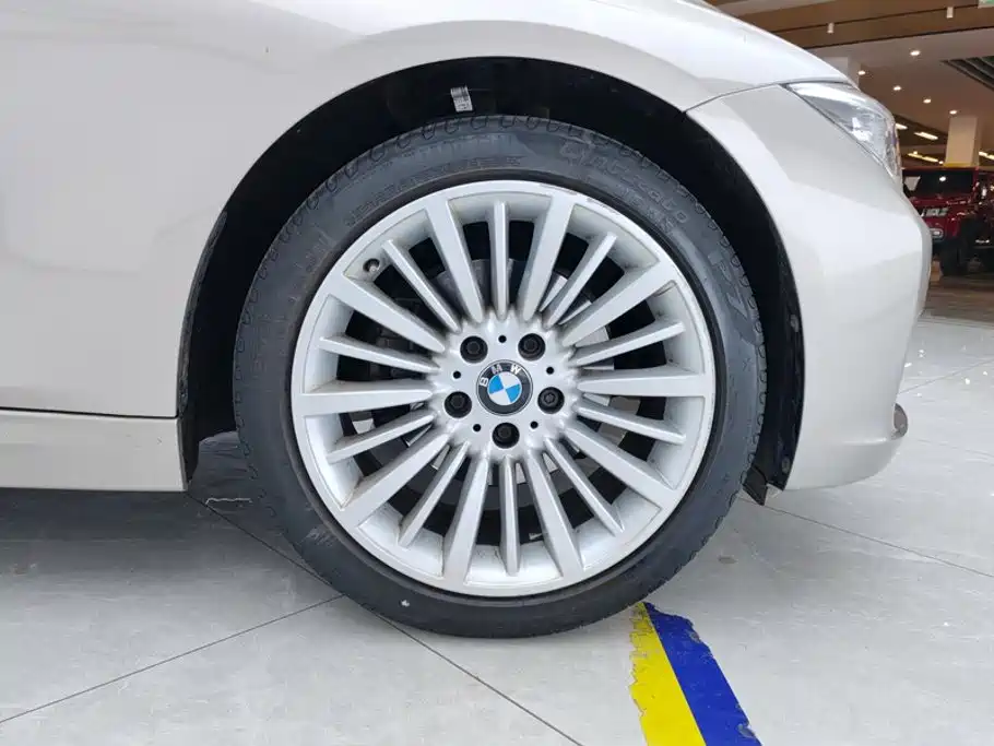 BMW 3 Series 2018 320Li Fashion Model купить на сайте DeffCars