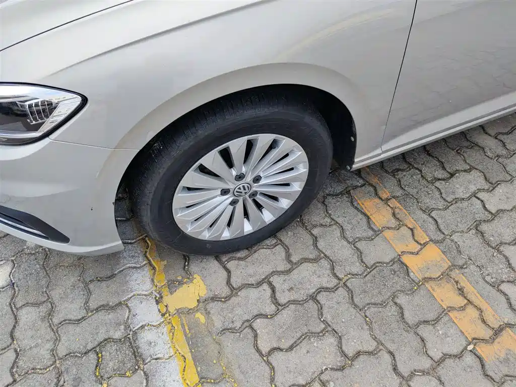 Lavida 2018 280TSI DSG Comfort Edition National V купить на сайте DeffCars