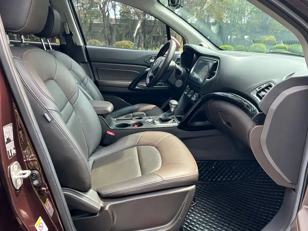 Trumpchi GS4 2016 235T G-DCT Deluxe Edition купить на сайте DeffCars