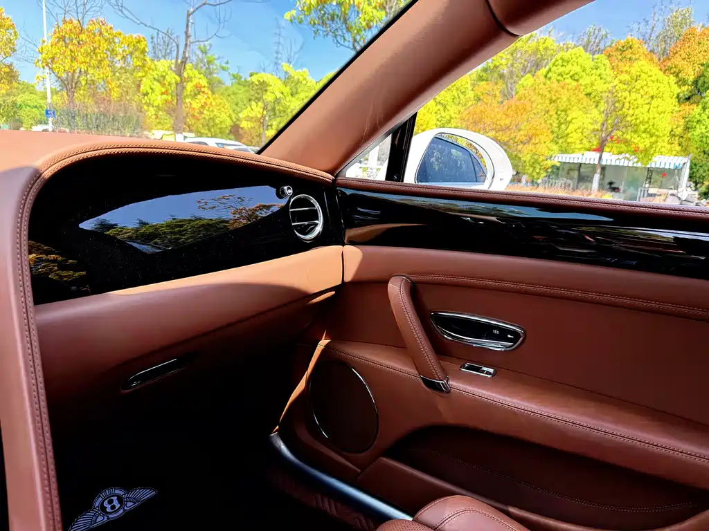 Flying Spur 2017 4.0T V8 S Standard Edition купить на сайте DeffCars