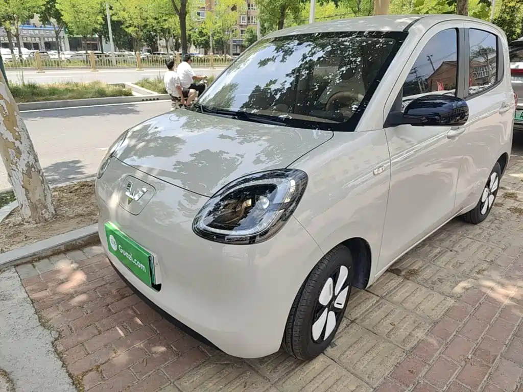 Hongguang MINIEV 2025 fourth-generation four-door advanced version купить на сайте DeffCars