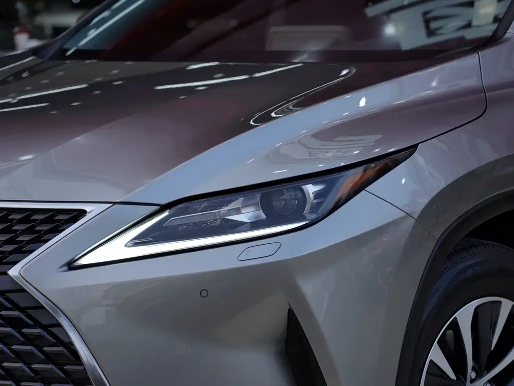 Lexus RX 2020 facelift 300 two-wheel drive comfort version купить на сайте DeffCars
