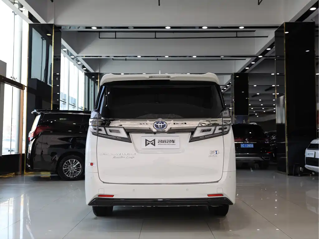 Wilfa 2021 Crown Dual Engine 2.5L HV Premium Edition купить на сайте DeffCars