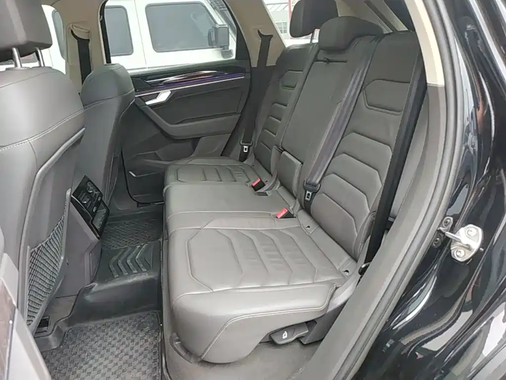 Touareg 2021 2.0TSI Ruishang Edition купить на сайте DeffCars