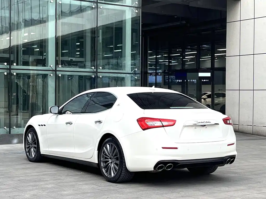 Ghibli 2019 3.0T Standard Edition National VI купить на сайте DeffCars