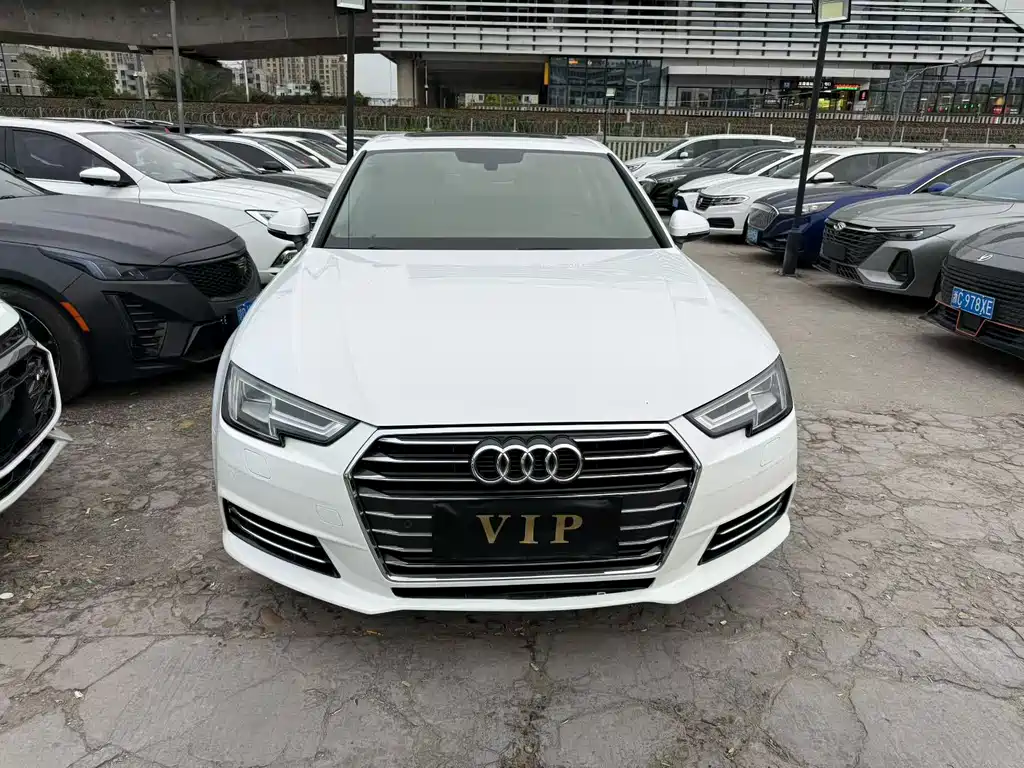 Audi A4L 2018 30th Anniversary Model 40 TFSI Enterprising купить на сайте DeffCars