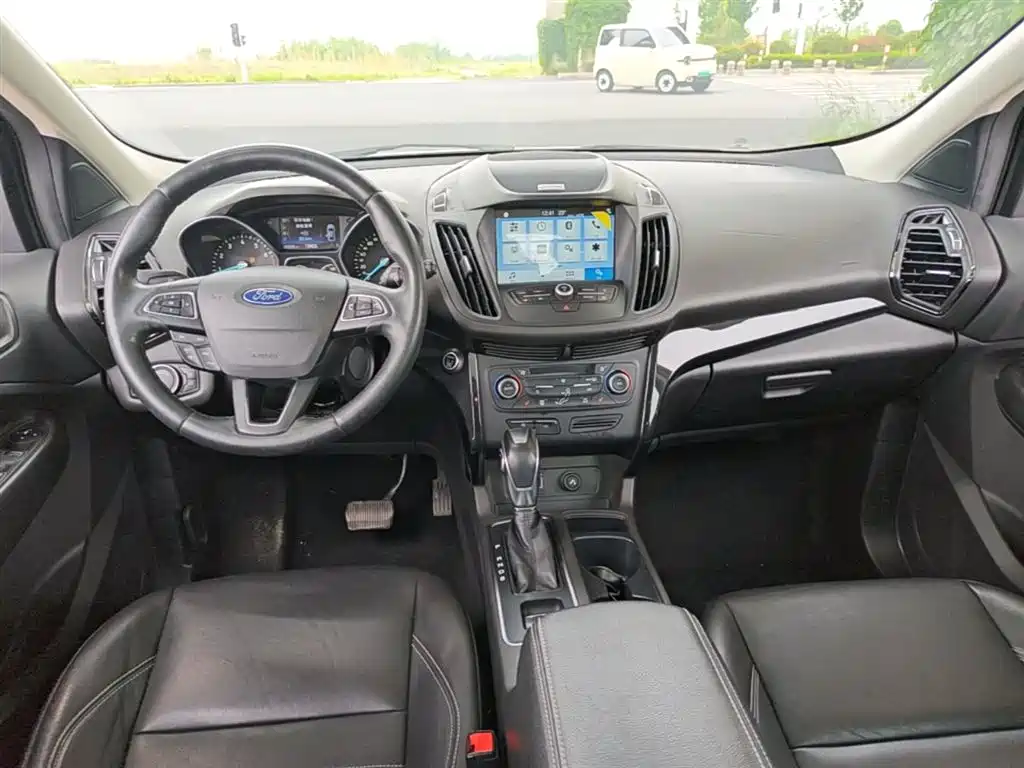 Escape 2018 facelift EcoBoost 180 two-wheel drive luxury wing купить на сайте DeffCars