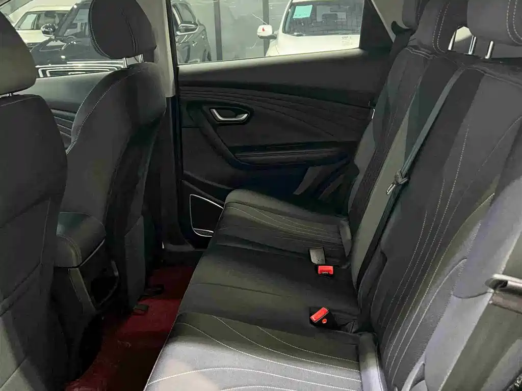 Jietu X70M 2022 model 1.5T manual avant-garde companion type 7 seats купить на сайте DeffCars
