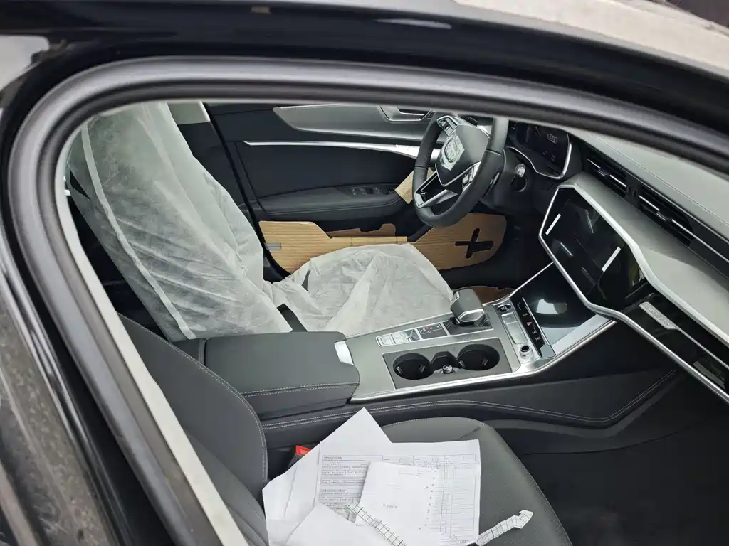 Audi A6 imported 2025 allroad quattro explorer 55 TFSI exclusive off-road model купить на сайте DeffCars
