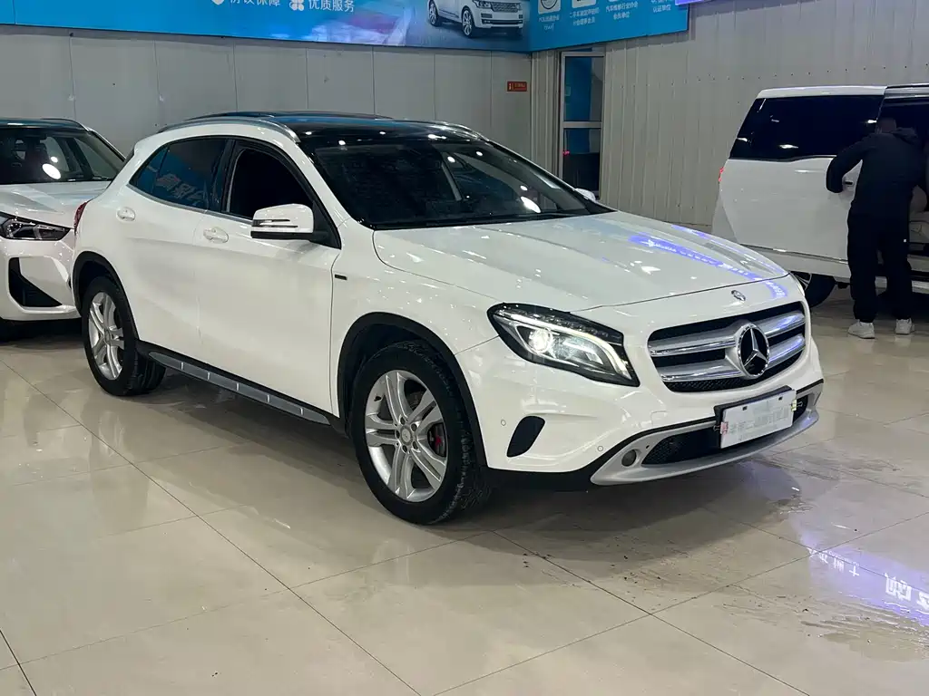 Mercedes-Benz GLA 2017 GLA 200 Dynamic купить на сайте DeffCars