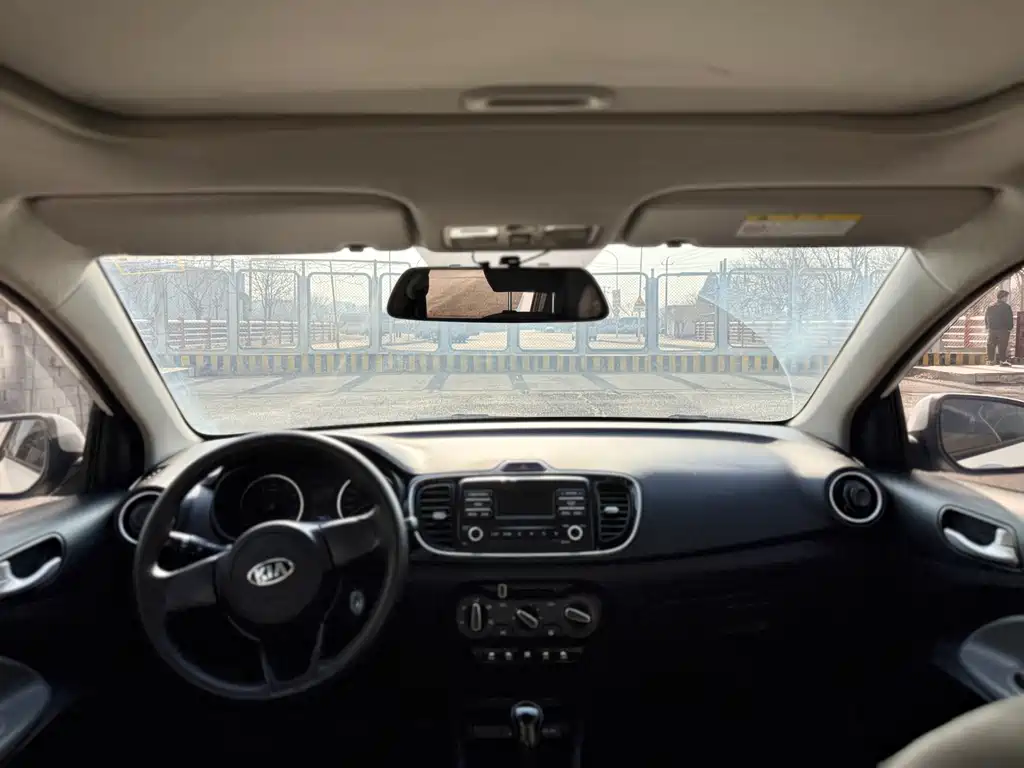 Huanchi 2020 1.4L automatic comfort sunroof version купить на сайте DeffCars