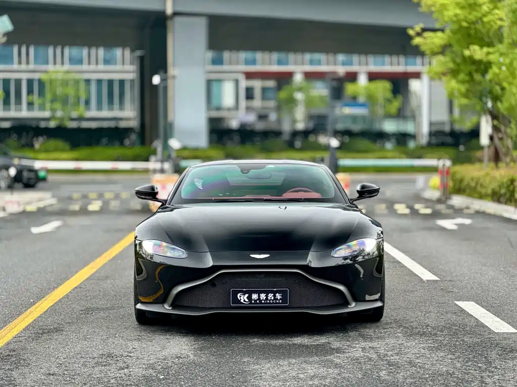 V8 Vantage 2022 4.0T V8 Coupe купить на сайте DeffCars