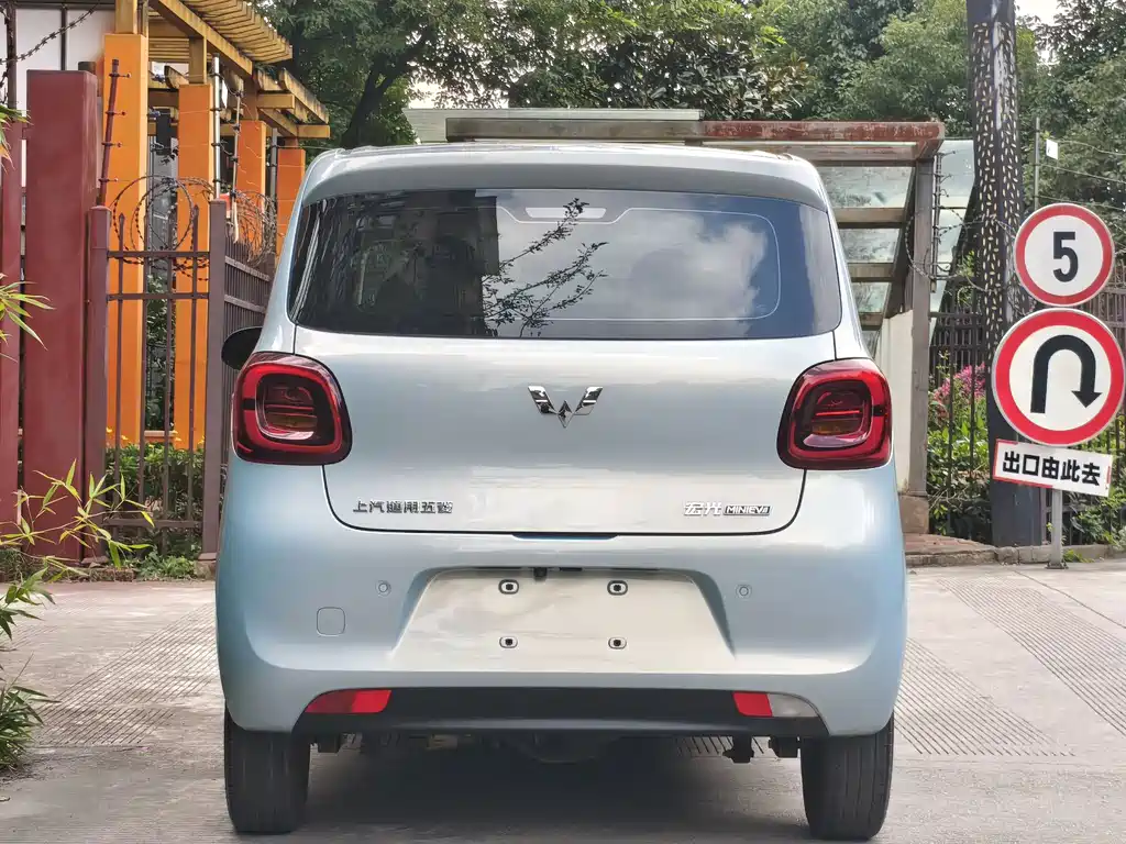 Hongguang MINIEV 2025 fourth generation four-door version advanced model купить на сайте DeffCars