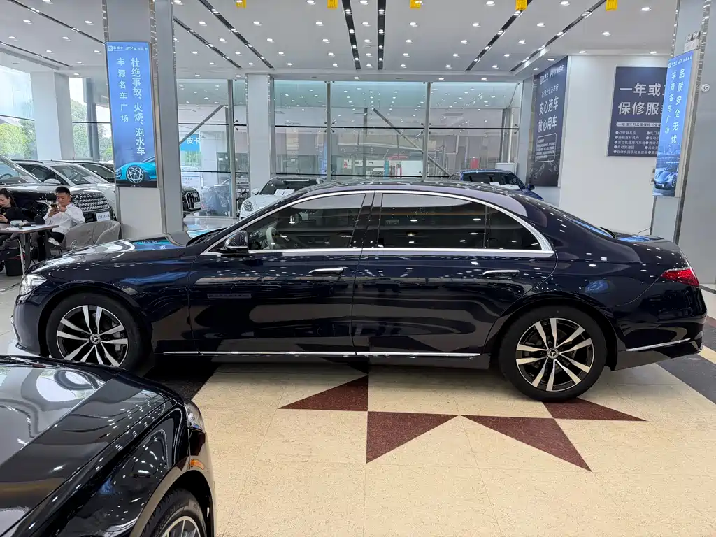 Mercedes-Benz S-Class 2023 S 400 L Luxury Model купить на сайте DeffCars
