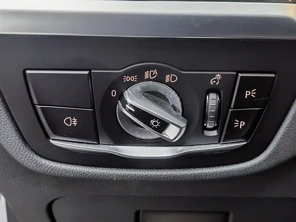 BMW X3 2020 xDrive25i Luxury Package купить на сайте DeffCars