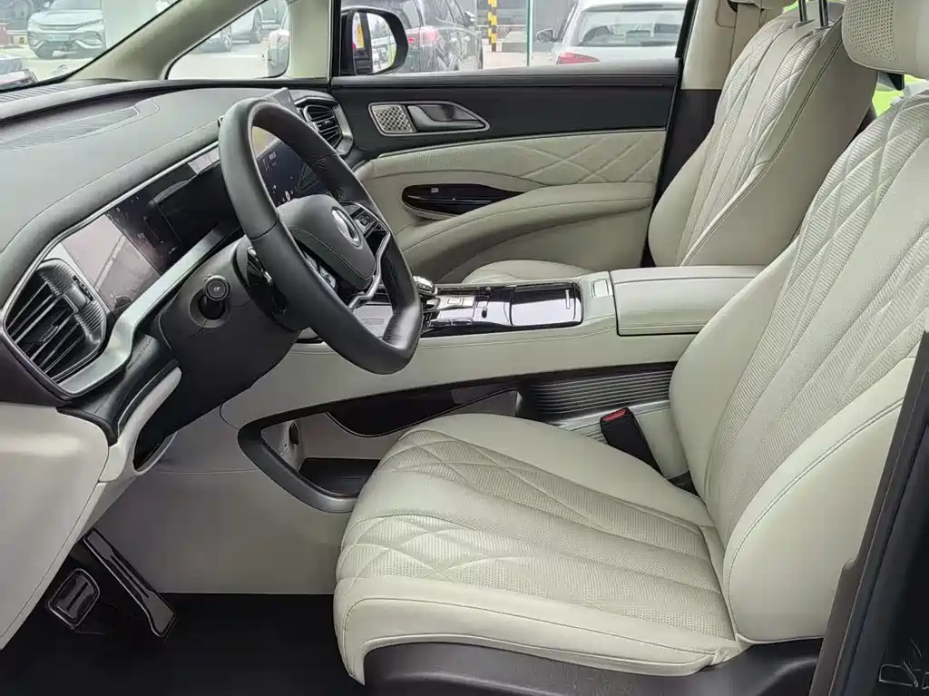 Denza D9 2025 DM-i smart driving version 1020 four-wheel drive flagship model купить на сайте DeffCars