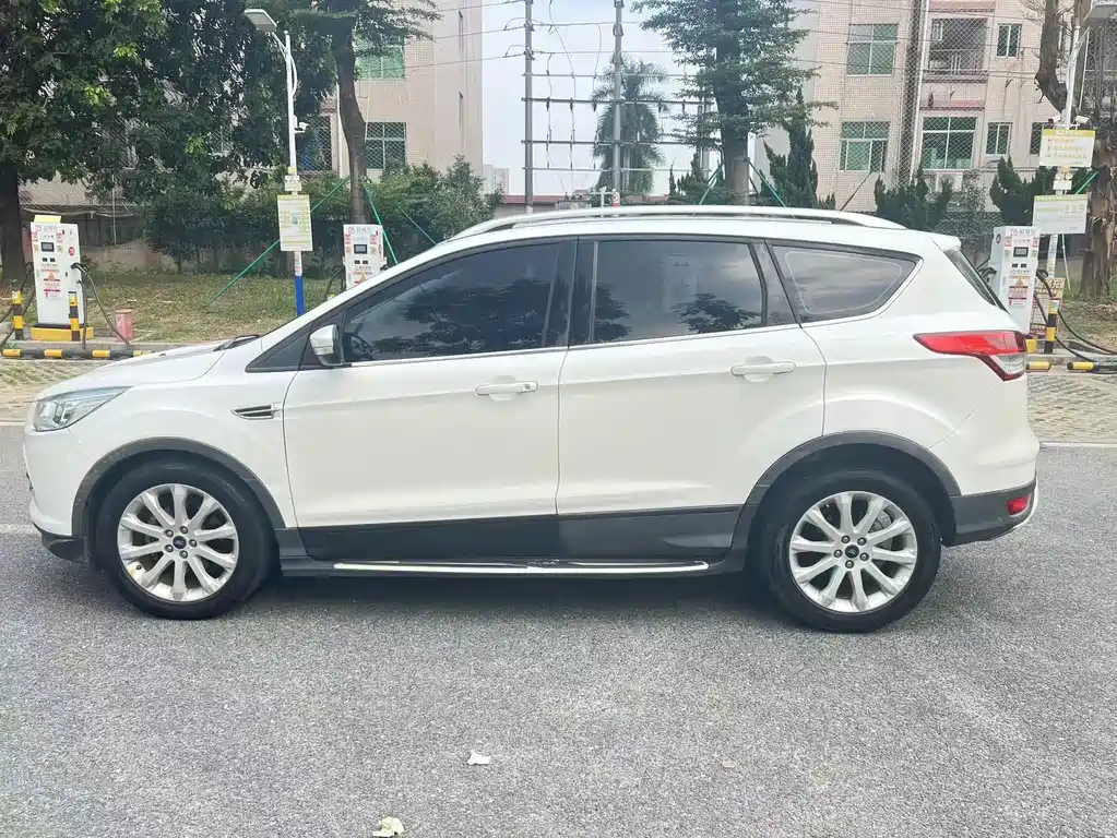 Escape 2015 1.5L GTDi two-wheel drive fashion model купить на сайте DeffCars