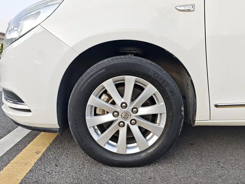 Buick GL8 2017 25S Premium Type National V купить на сайте DeffCars