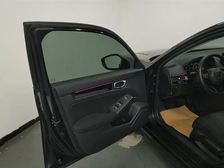 Model 2023 240TURBO CVT Leading Edition купить на сайте DeffCars