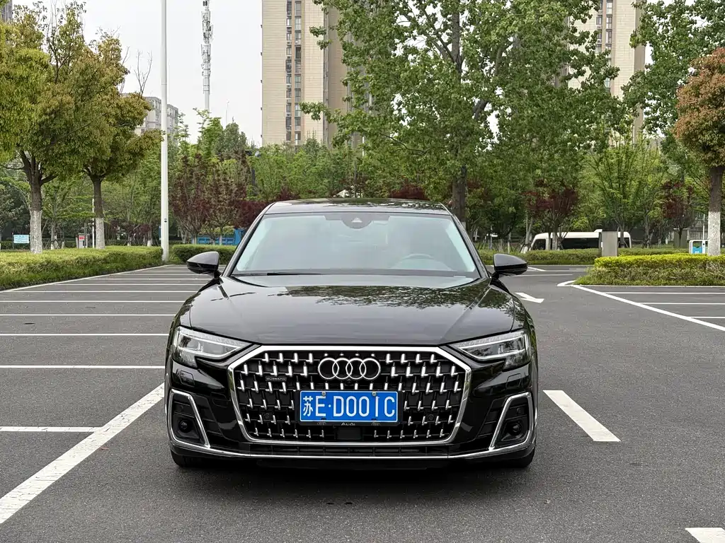 Audi A8 2023 A8L 50 TFSI quattro Premium Selection купить на сайте DeffCars
