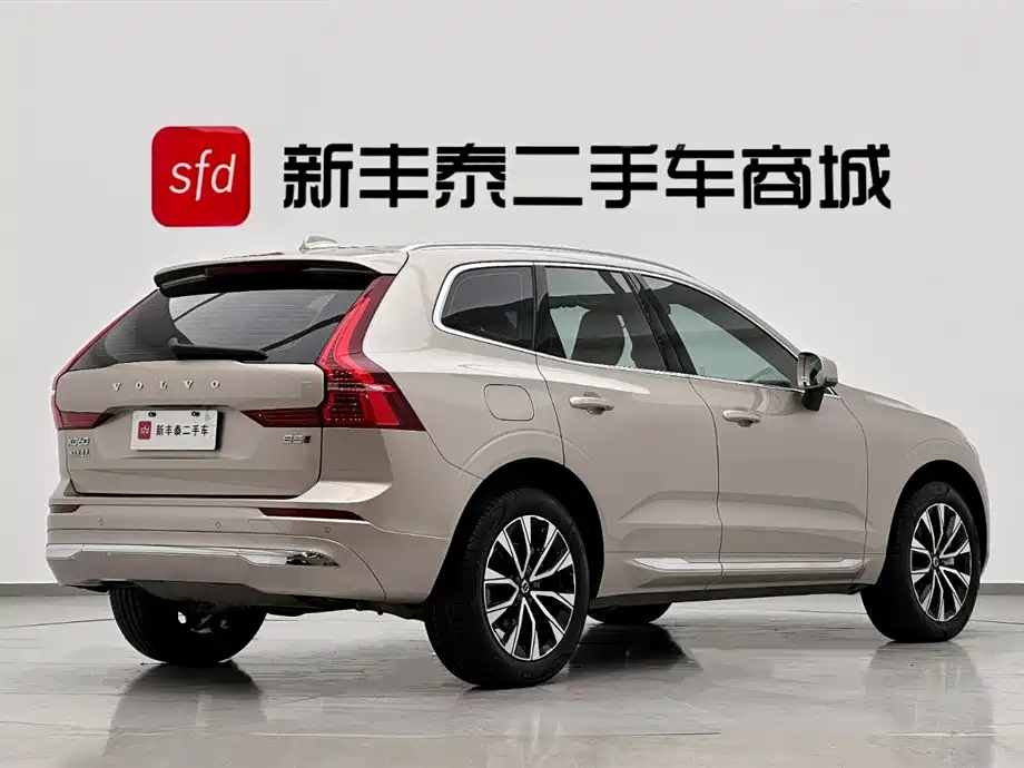 Volvo XC60 2025 B5 four-wheel drive Zhiyuan luxury version купить на сайте DeffCars