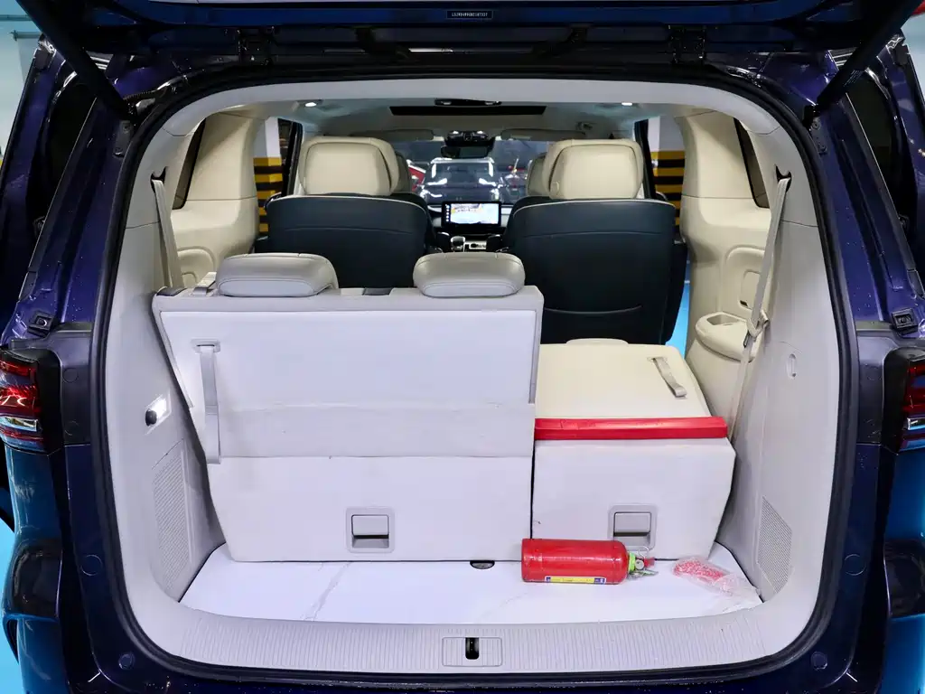 Roewe iMAX8 2021 400TGI Supreme Series Supreme Edition купить на сайте DeffCars