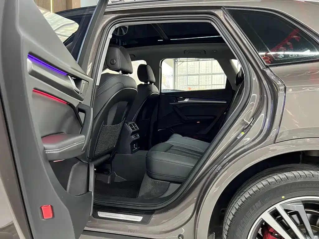Audi Q5L 2022 40T luxury and dynamic model купить на сайте DeffCars