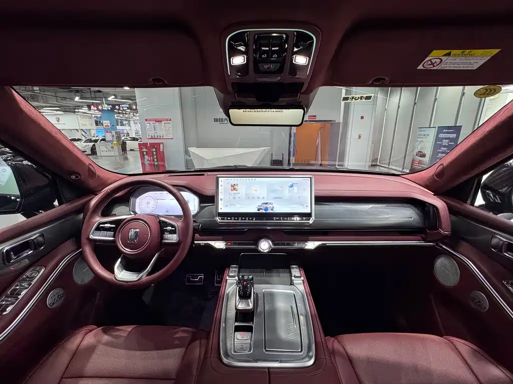 Tank 700 New Energy 2024 Hi4-T Extreme Edition купить на сайте DeffCars