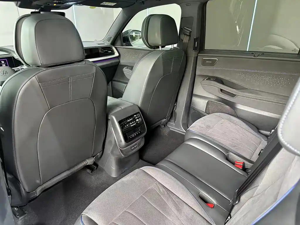 Touron 2025 Touron Pro 450TSI four-wheel drive peak version купить на сайте DeffCars
