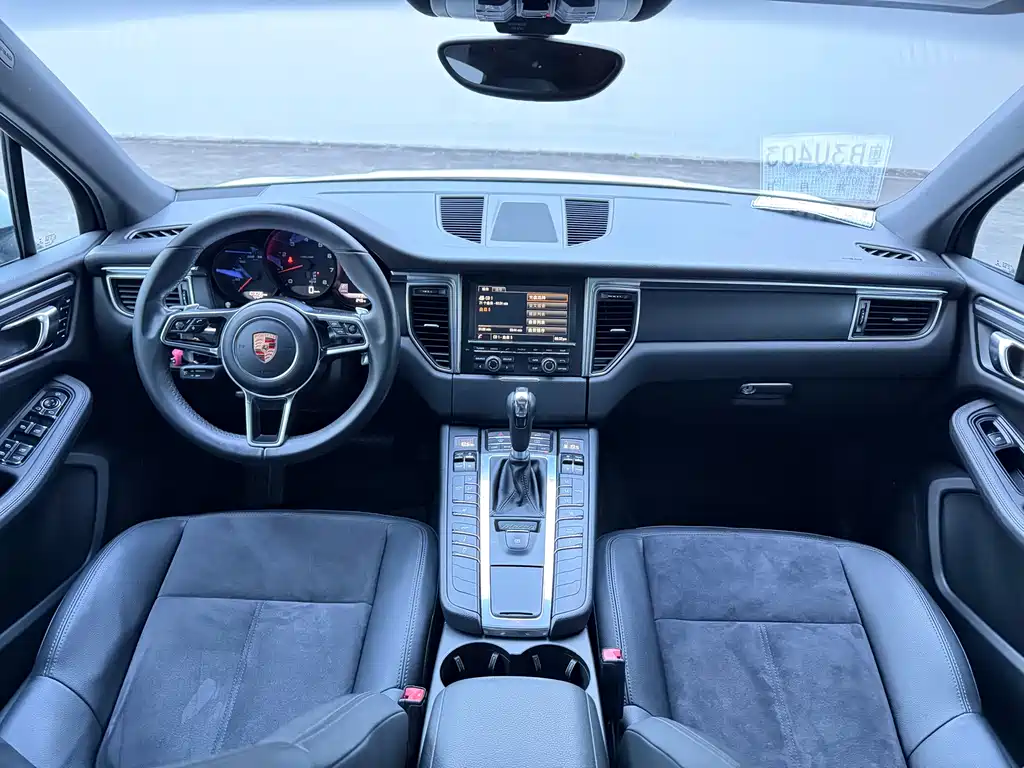 Macan 2014 Macan 2.0T купить на сайте DeffCars
