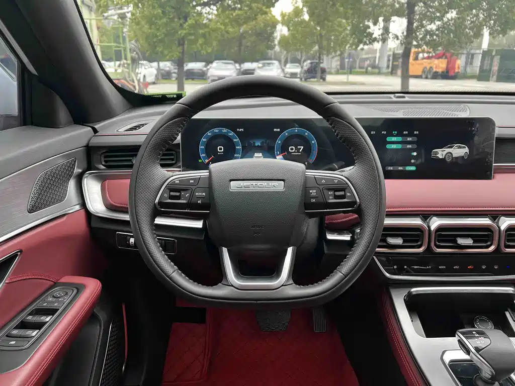 Jietu X70 PLUS 2023 model 1.5T DCT Ziqiang PRO 5 seats купить на сайте DeffCars