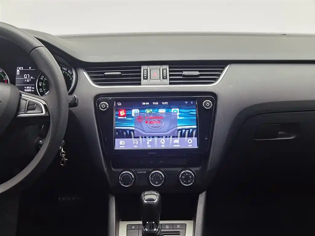 Octavia 2019 1.5L automatic comfort version купить на сайте DeffCars