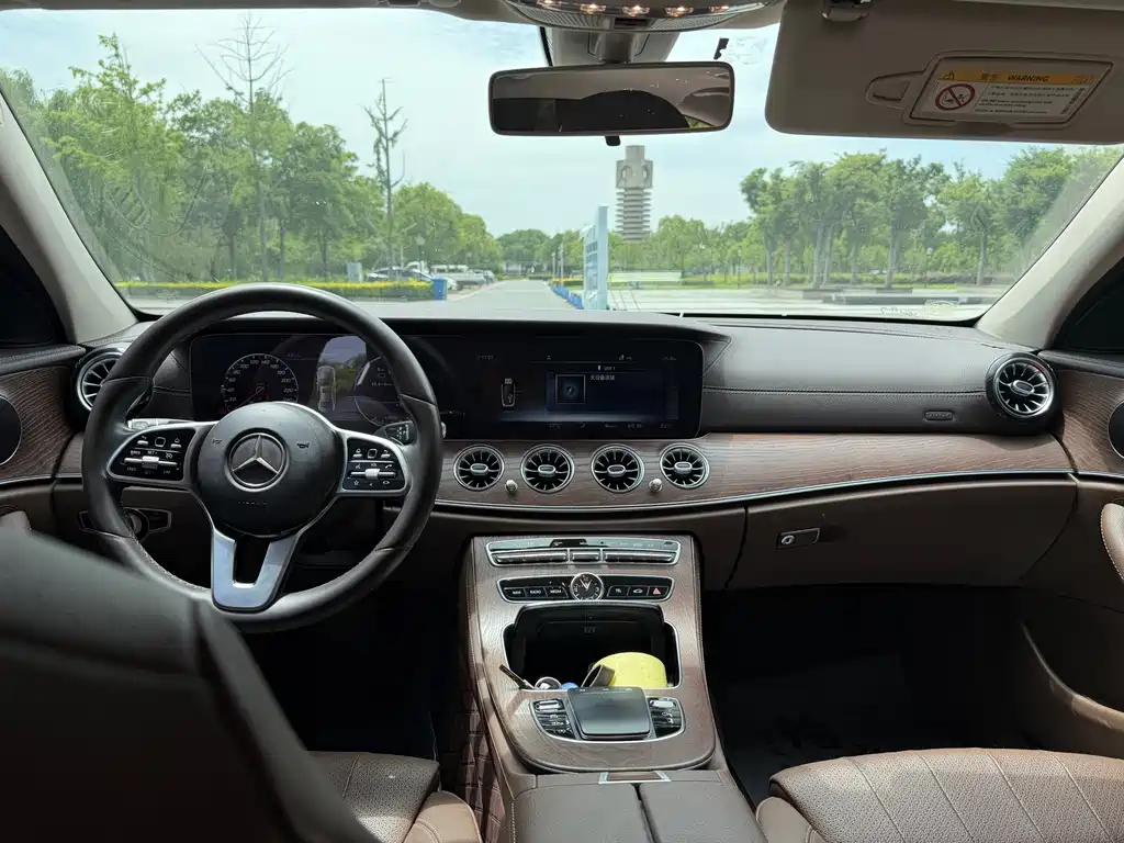Mercedes-Benz E-Class 2019 E 260 L купить на сайте DeffCars