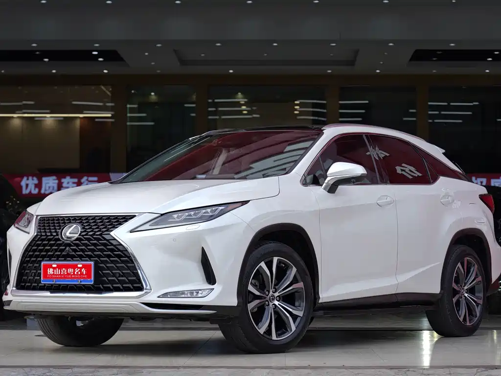 Lexus RX 2020 facelift 300 four-wheel drive elegant version купить на сайте DeffCars