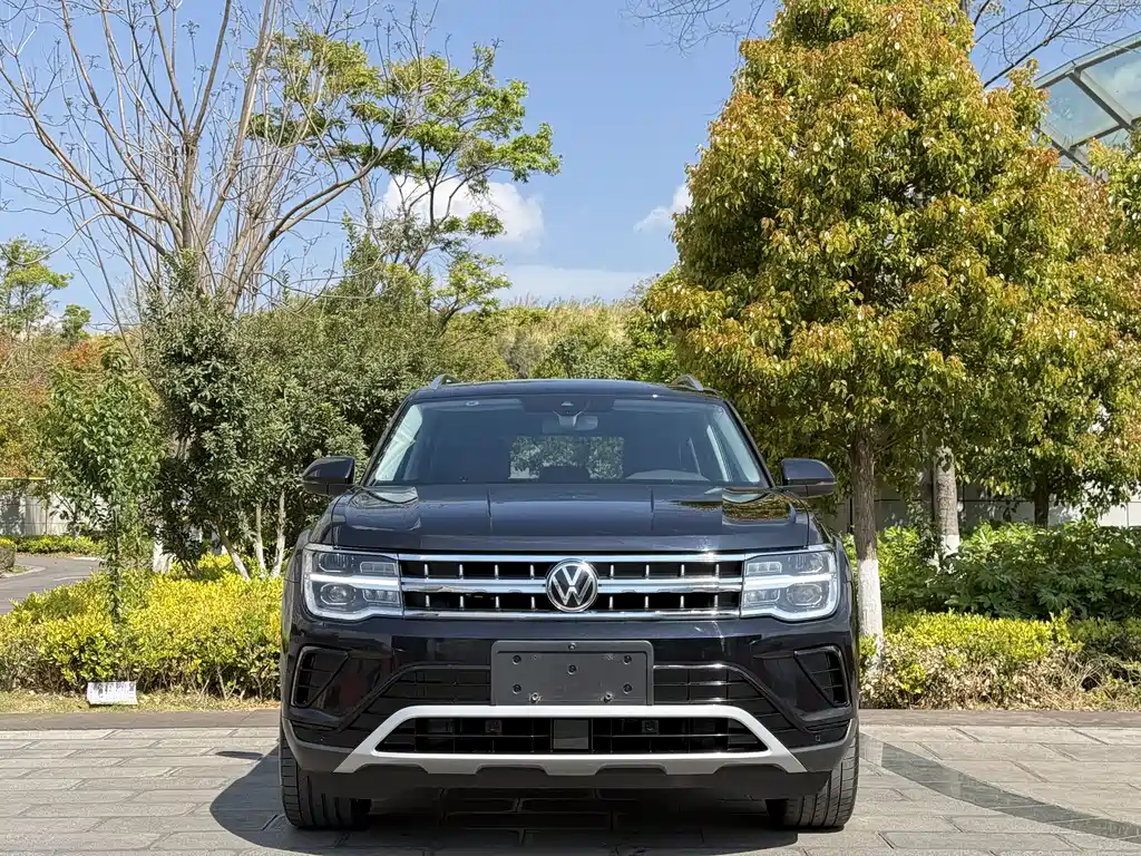 Touron 2024 380TSI four-wheel drive luxury version купить на сайте DeffCars