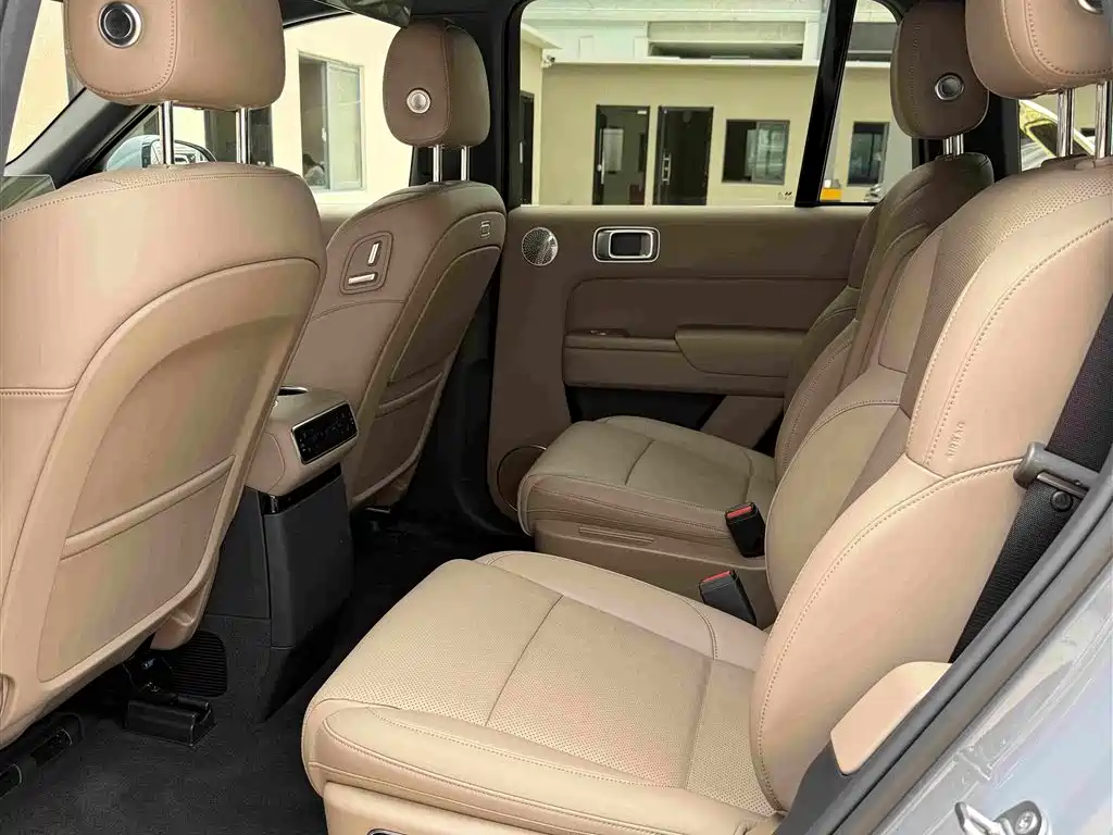 Ideal L8 2025 Ultra Smart Refresh купить на сайте DeffCars