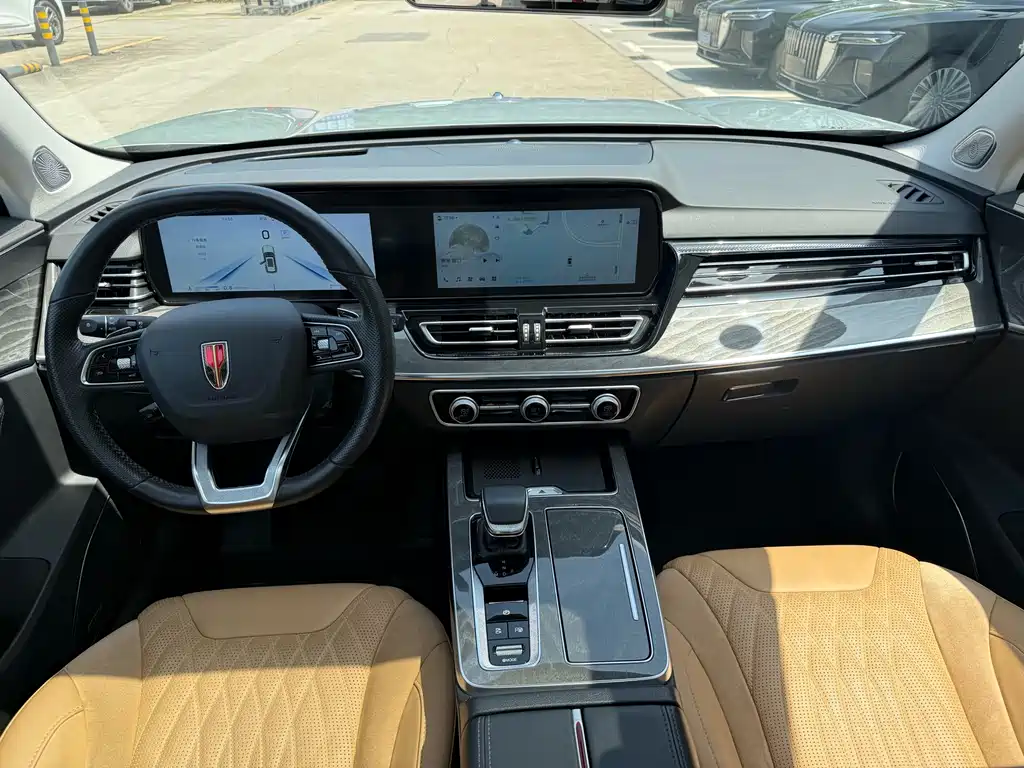 Hongqi HS5 2023 2.0T four-wheel drive flag collar Pro version купить на сайте DeffCars