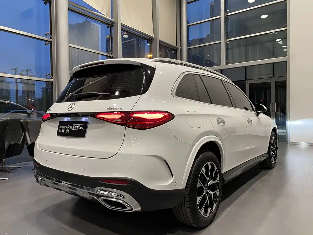 Mercedes-Benz GLC 2024 GLC 260 L 4MATIC luxury model 5 seats купить на сайте DeffCars