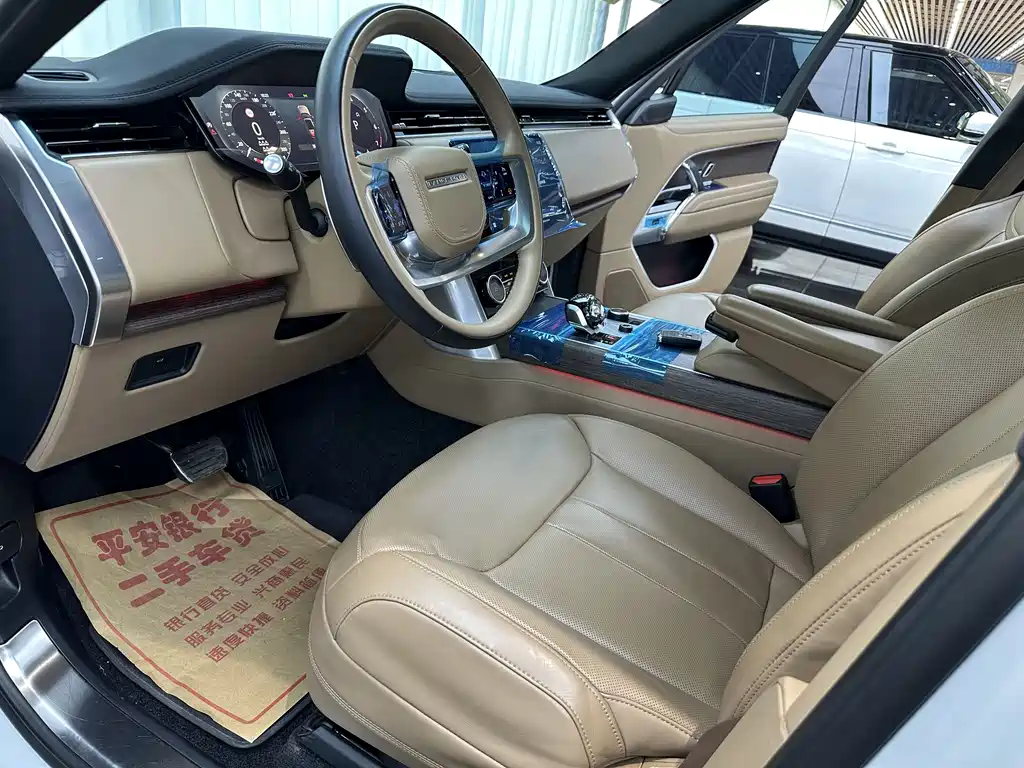 Range Rover 2023 3.0 L6 400PS Seven-seater Extended Edition купить на сайте DeffCars