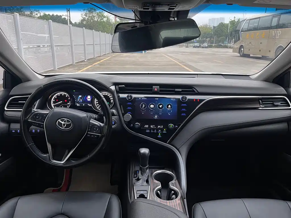 Camry 2019 2.0G Deluxe Edition National V купить на сайте DeffCars