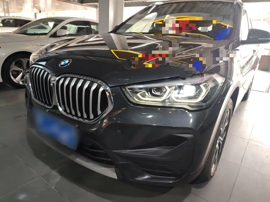 BMW X1 2021 sDrive25Li Leading Model купить на сайте DeffCars
