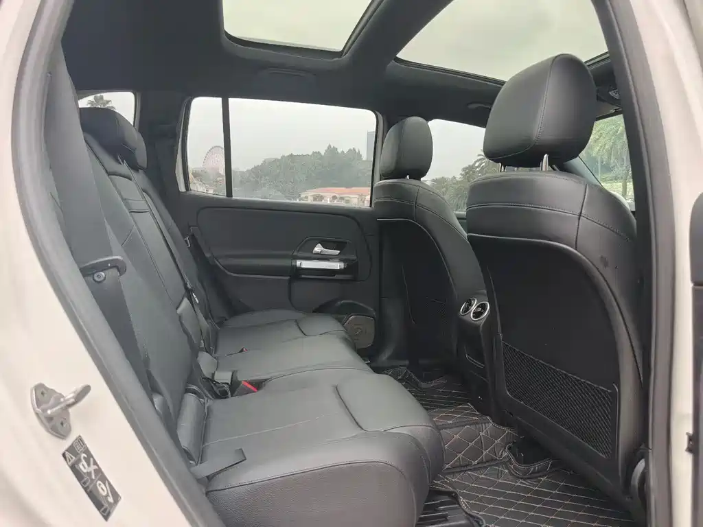 Mercedes-Benz GLB 2020 facelift GLB 200 dynamic купить на сайте DeffCars