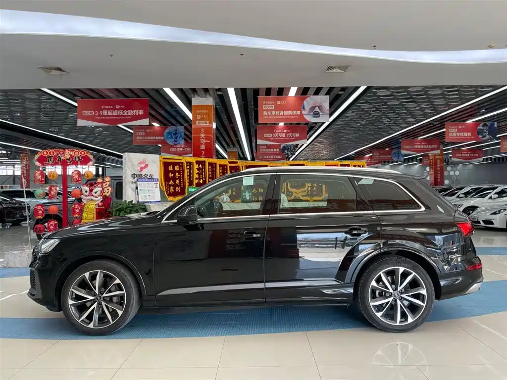Audi Q7 2022 55 TFSI quattro S line sports купить на сайте DeffCars