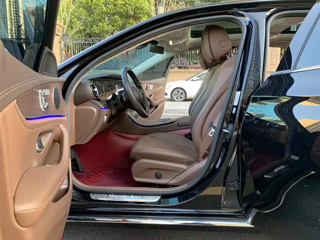 Mercedes-Benz E-Class 2023 E 300 L Fashion купить на сайте DeffCars