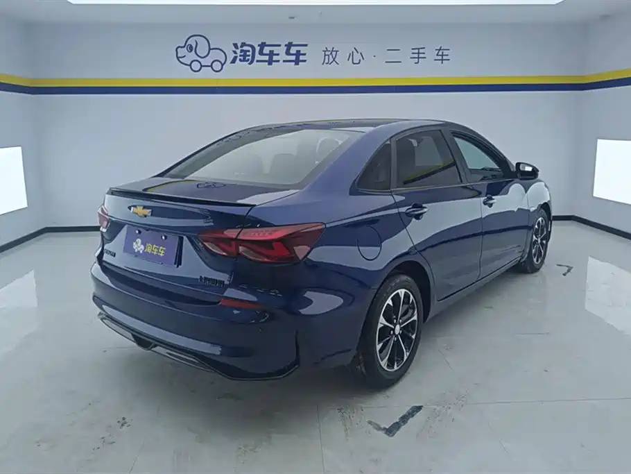 Cruze 2023 1.3T mild hybrid automatic exclusive version купить на сайте DeffCars