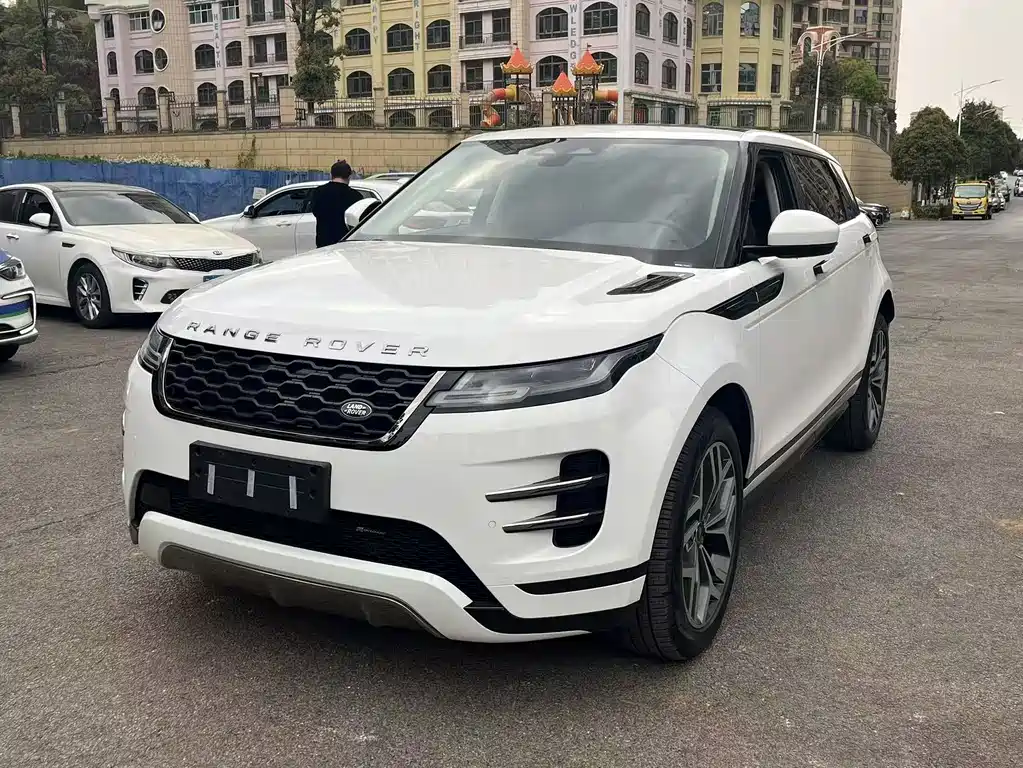 Range Rover Evoque 2023 Evoque L 249PS Deluxe Edition купить на сайте DeffCars